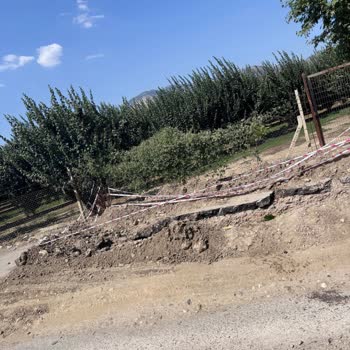 Gürsu'da Açılan Çukur Kapatılmadı Ve Asfaltlama Yapılmadı