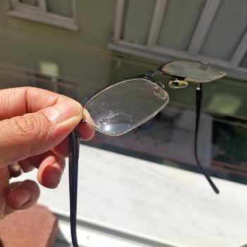 Kaplaması Atan Gözlüklerde Garanti Süresi Dışında Ücret Talebi