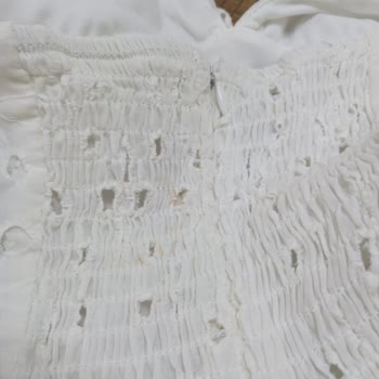 Kısa Boylu Elbiseyi İade Ettim, Şirket Hasarlı Dediği İçin Ücret İadesini Reddetti