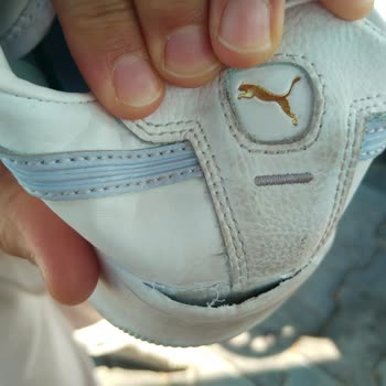 Puma Kadın Spor Ayakkabısında Üç Ayda Topuk Yırtılması