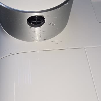 İlk Gün Arızalı Nespresso Makine, Servis Müdahalesi Sonrası Çizik Ve Kullanılamaz