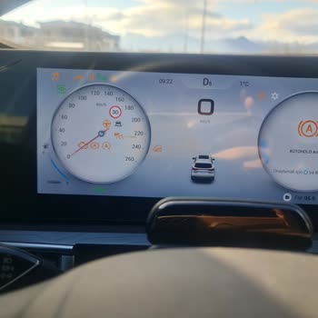 Sıfır Araçta Aniden Gaz Kesilmesi Ve Can Güvenliği Riski