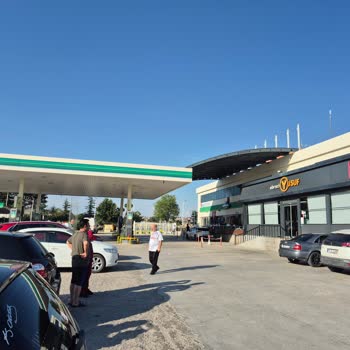 Köfteci Yusuf Şubesinde Hijyen Yetersizliği Ve Duyarsız Personel