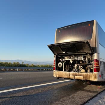 Bakımsız Otobüs Ve Motor Arızasıyla 7 Saatlik Gecikme Ve Güvenlik Riski