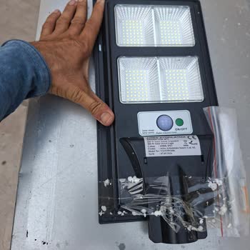 Yanıltıcı Watt Etiketli Solar Armatürlerde Düşük Işık Ve İade Talebi