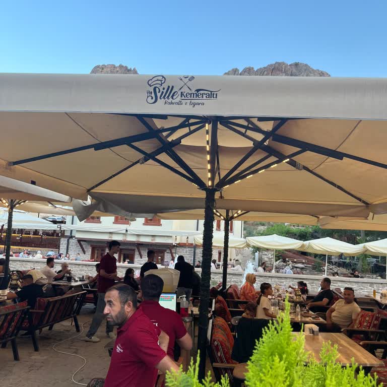 1500 TL Minimum Sipariş Şartı Ve Kaba Tavırla Karşılaşılan Restoran Deneyimi