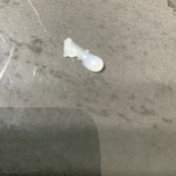 İhsaniye Mahallesindeki BİM Şubesinden Aldığım Süt Burgerde Yabancı Cisim Çıktı, Ürün Teslim Alınmadı Ve Telafi Yapılmadı