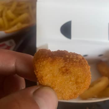 Burger King Şubesinde Eksik Ürün Ve Hijyen Sorunu Nedeniyle Ücret İadesi Talebi