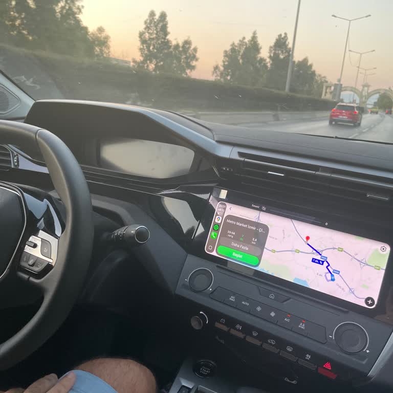 Sıfır Kilometrede Peugeot 408 Allure Gösterge Paneli Çalışmaz
