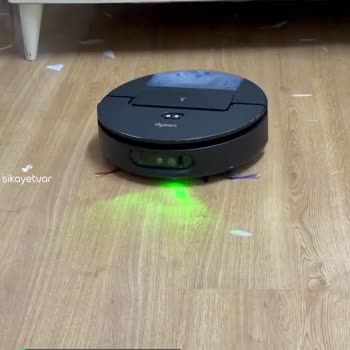 Dyson Süpürge Çarpıyor Ve Durduk Yere Köpük Çıkarıyor!