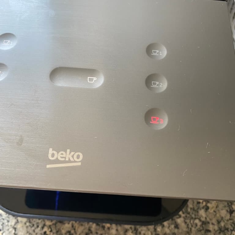 Beko İkili Kahve Makinesi Tek Haznesi Çalışmıyor