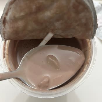 Samsun Canik BİM Mağazasındaki Çikolatalı Milkshake'te Çift Bozulmuş Ürün