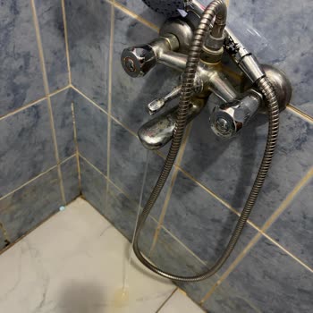 Grand Avşa Otelinde Hijyen Sorunları Ve Sıcak Su Eksikliği
