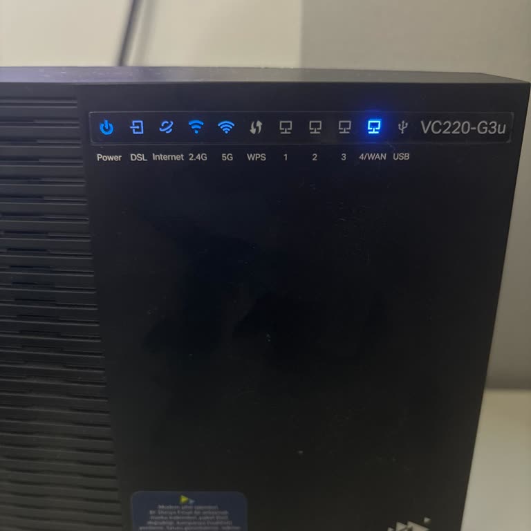 İnternet Kesintisi Ve Müşteri Hizmetlerinden Geri Dönüş Olmaması