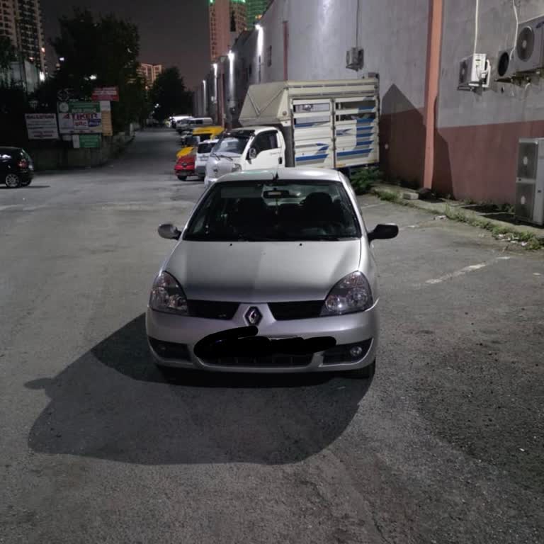 Gece Yarısı Çekici Beklemede Ve Araç Güvensiz Şekilde Bırakıldı