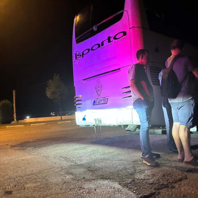 İki Kez Arızalı Otobüs, Saatlerce Bekleme Ve Güvenlik Riski