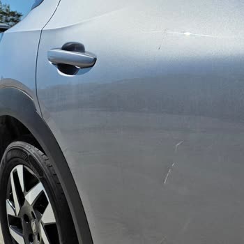 Petrol Ofisi Oto Yıkama Tazyikli Su Tabancası Kontrolsüz Fırlatılması Eşimi Yaraladı Ve Araç Hasarına Yol Açtı