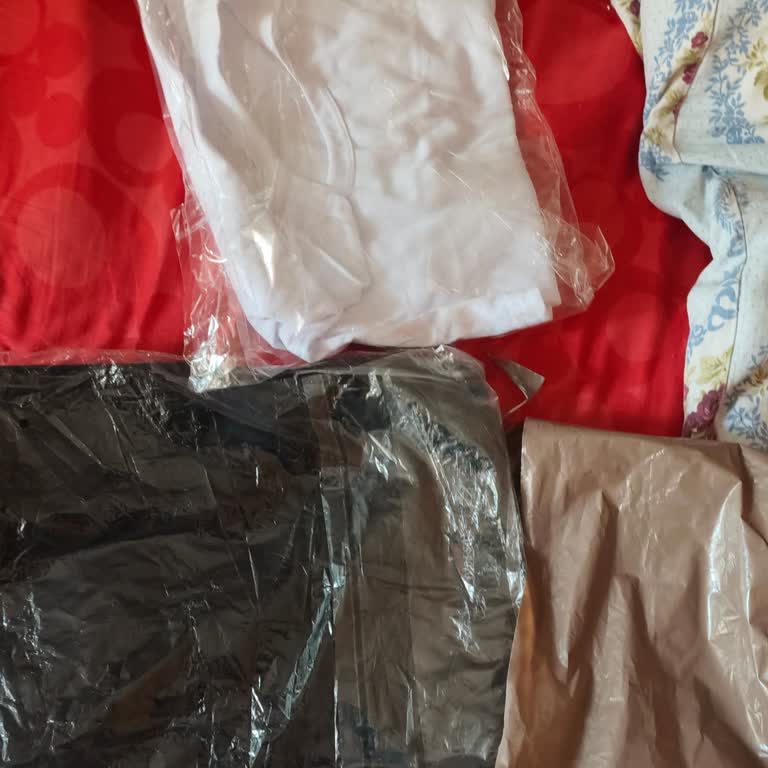 Sipariş Edilen Sporcu Atletleri Yerine Triko Gönderimi Ve Cevapsız Satıcı