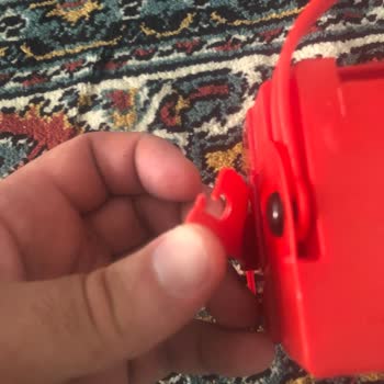 Hasarlı Akülü Araba Ve Eksik Anahtar İçin N11 Ve Satıcıdan Destek Talebi