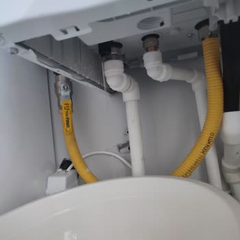 DemirDöküm Kombi Montajındaki İhmal Nedeniyle Su Sızıntısı Ve 37.500 TL Tazminat Talebi