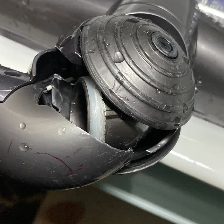Dyson Müşteri Hizmetlerinden Yanlış Bilgilendirme Ve Parça Sağlama Sorunu