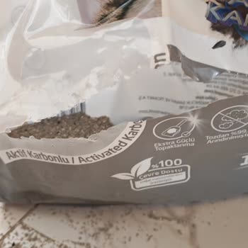 Yanlış Marka Kedi Kumu Ve Patlayan Paketler Nedeniyle Kötü Alışveriş Deneyimi