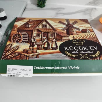 Gaziantep Otogar Şubesinde Su Böreğinde Deterjan Kokusu Ve Gıda Güvenliği Sorunu