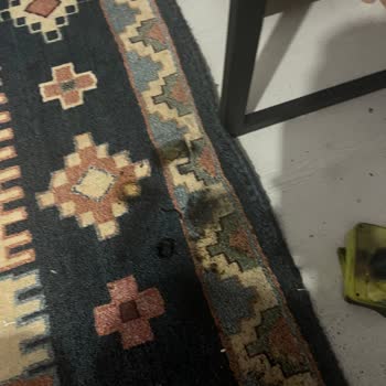 Grundig Hoparlör Kendiliğinden Patlayarak Evde Yangın Oluşturdu!