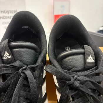 Adidas Çocuk Ayakkabısının Kısa Sürede Deforme Olması Ve Boyner Mağazasındaki Mağduriyet