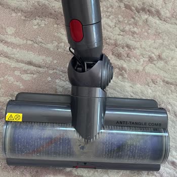 Garanti Kapsamındaki Dyson Süpürge Başlığı Kırıldı, Ücretsiz Değişim Talebi
