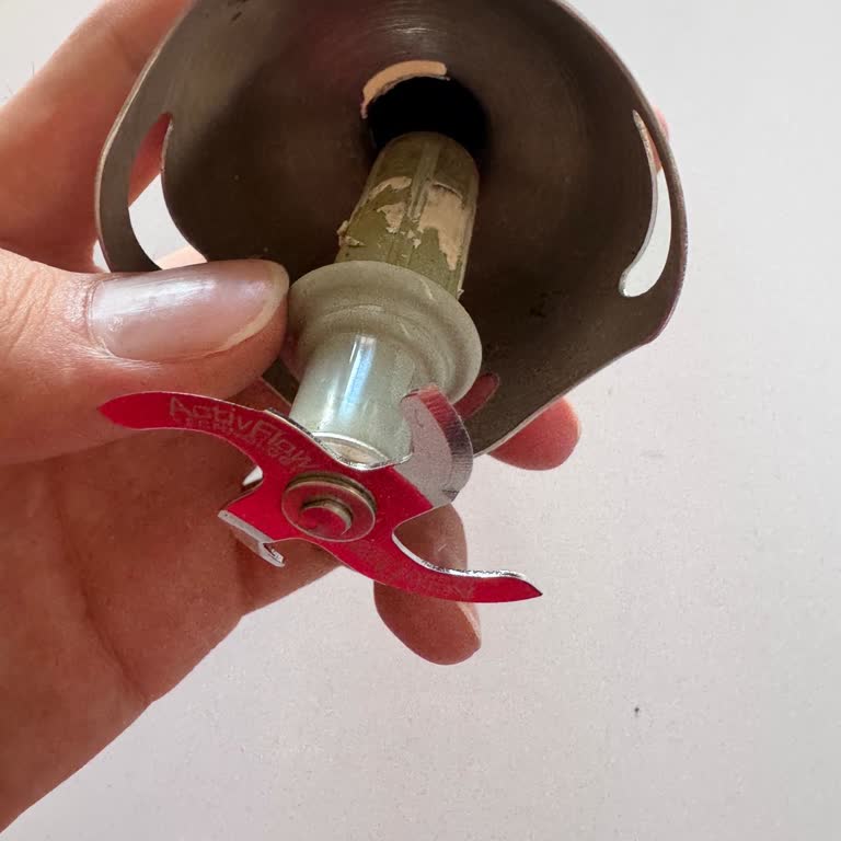 Tefal Blender Bıçak Kısmı Silikondan Ayrılıyor Ve Servis Değişim Onayı Vermedi