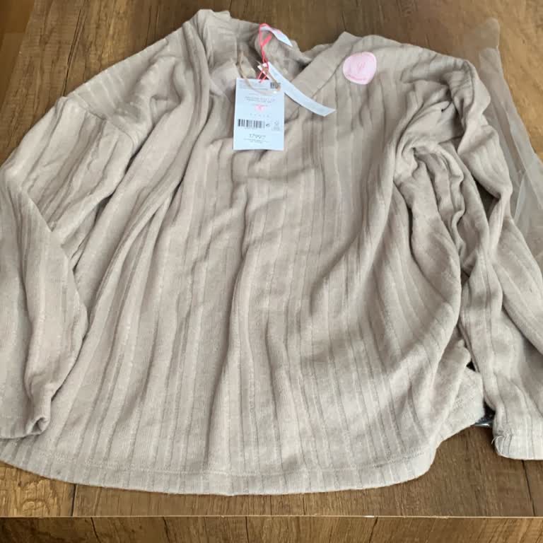 Alt Parçası Gönderilmeyen Pijama Takımı İçin Acil Çözüm Talebi