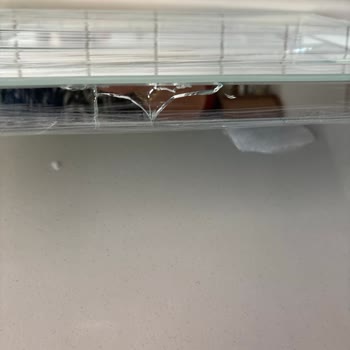 Kırılacak Etiketli Cam Kutu PTT Kargo’da Hasar Görerek Teslim Edildi
