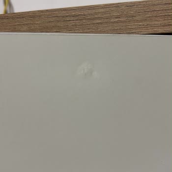 Modalife Yatak Odası Dolabı Kapakları Yarım Açılıyor Ve Komodin Kapakları Defolu
