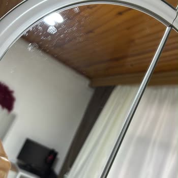 Modalife Yatak Odası Dolabı Kapakları Yarım Açılıyor Ve Komodin Kapakları Defolu