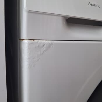 Siemens Çamaşır Makinesinin Dış Sacında Hızlı Paslanma, Garanti Kapsamında Değişim Talebi
