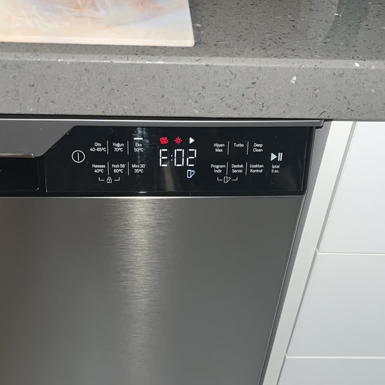 Arçelik Bulaşık Makinem Ayıplı Ürün, Sürekli E02 Hatası Ve Ücretsiz Değişim Talebi