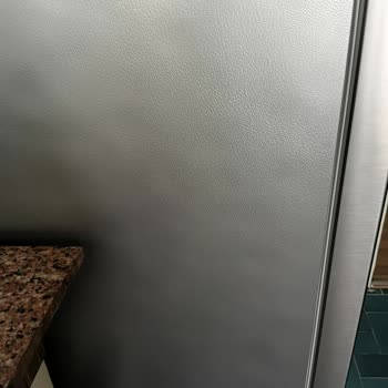 Teslim Edilen Hasarlı Beko Buzdolabının Değişim Talebi Reddedildi