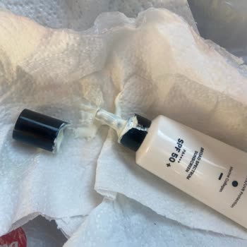 İno Beauty Güneş Kremi Ambalajı Kırıldı Ve Ürün Ziyan Oldu, Ücretsiz Değişim Talebi