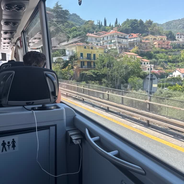 Ekstra Ücretlerde Fark Ve Kadın Yolcuların Benzinlikte Bırakılması