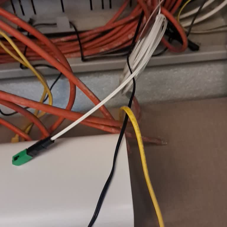 Kopmuş Fiber Kablosu, Randevuya Uymayan Ekip Ve Dağınık Çalışma Ortamı