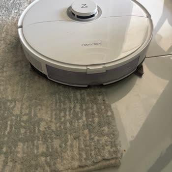 Roborock S8 Mop Katlanma Sorunu Halı Üzerinde