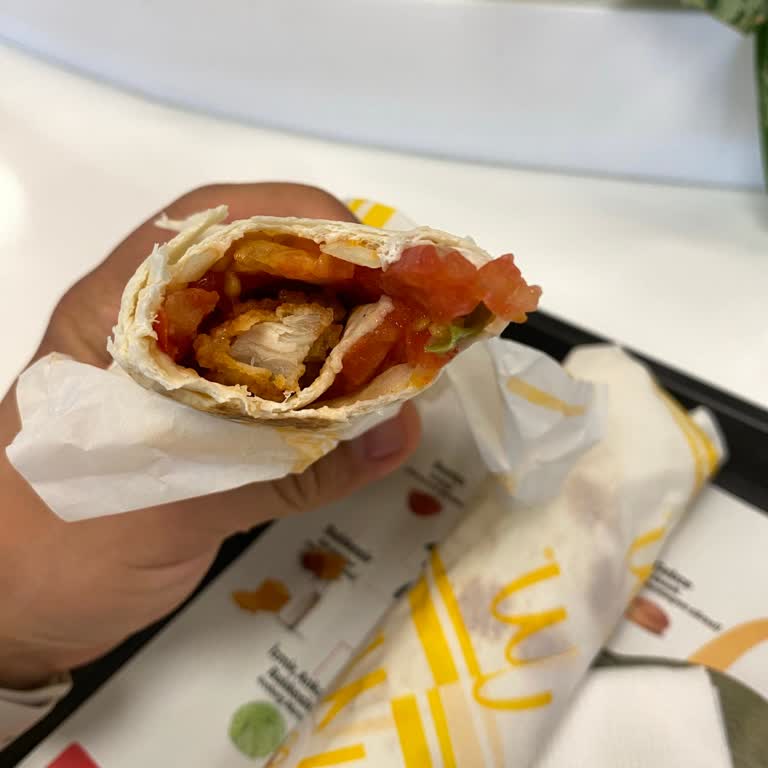McDonalds Şubesinde Domates Ücreti Peynir Olarak Kaydedildiği İçin Haksız Kesinti