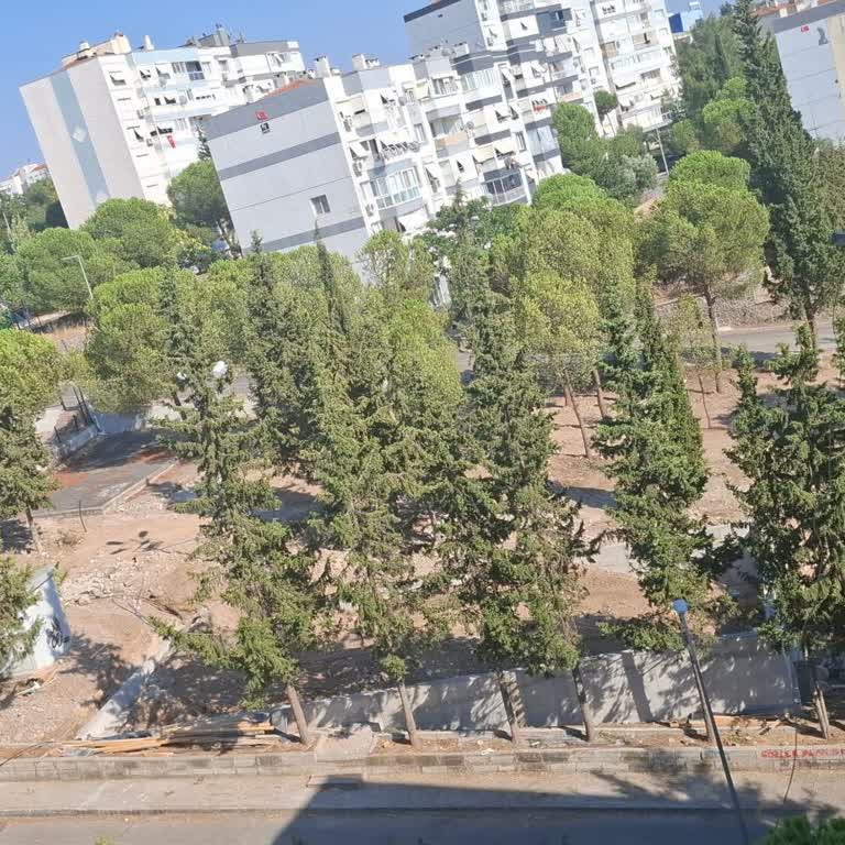 Flamingo Parkı’na İnşa Edilen Bina Yeşil Alanı Tehdit Ediyor