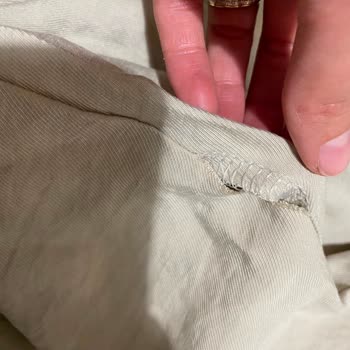 Yırtık Ürün İçin Değişim Ve İade Reddi, Çalışanların Kırıcı Tutumu