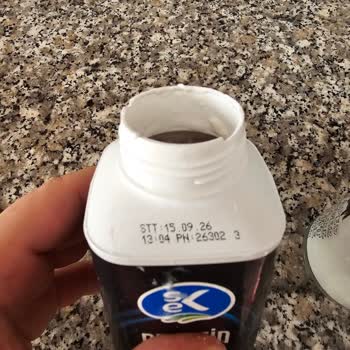 Son Kullanma Tarihi Geçmemiş Olmasına Rağmen Bozulmuş Protein Sütü