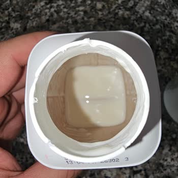 Son Kullanma Tarihi Geçmemiş Olmasına Rağmen Bozulmuş Protein Sütü