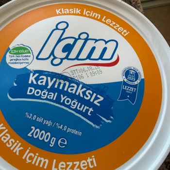 Karataş Sembol Market'te Son Kullanma Tarihi Yakın Küflü Yoğurt Satışı Ve Bebek Sağlığı Riski