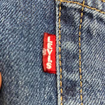 Levi’s Pantolonunun İlk Yıkamada Renk Boyaması Ve Mağaza Tarafından Çözüm Sunulmaması