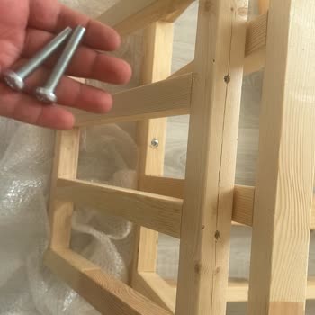Cobanimu Ahşap Hem Eksik Hem De Kırık Parçalar Gelmesi